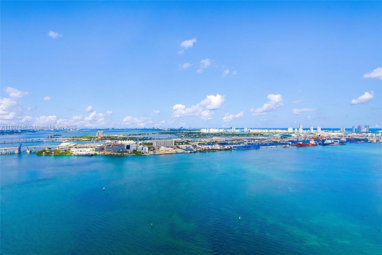 808 Brickell Key Dr, Unit 3901, Miami, FL 33131 Photo