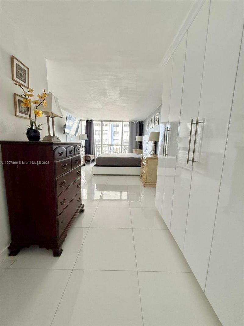 18051 Biscayne Blvd, Unit 1604, Aventura, FL 33160 Photo