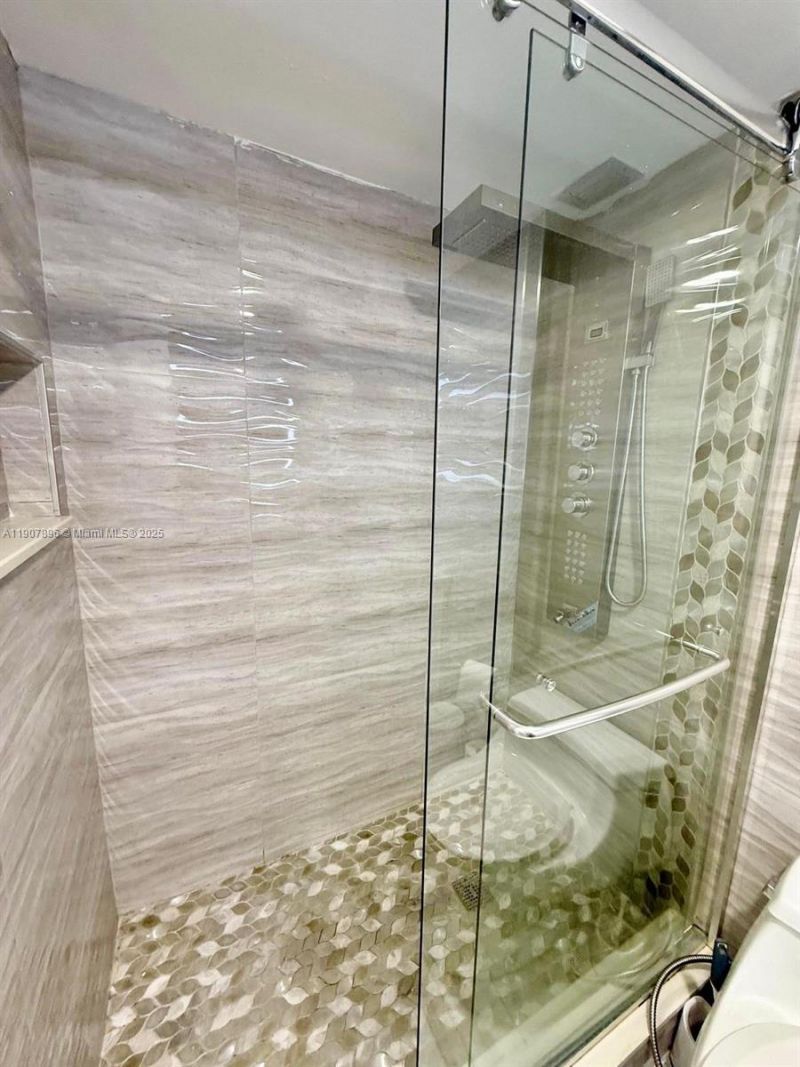 18051 Biscayne Blvd, Unit 1604, Aventura, FL 33160 Photo