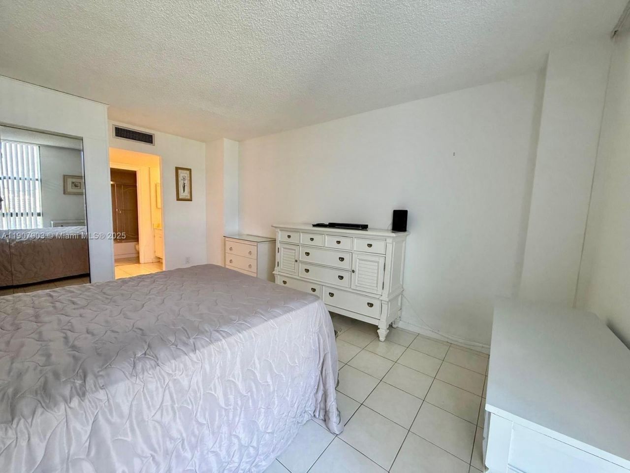 20301 W Country Club Dr, Unit 1421, Aventura, FL 33180 Photo