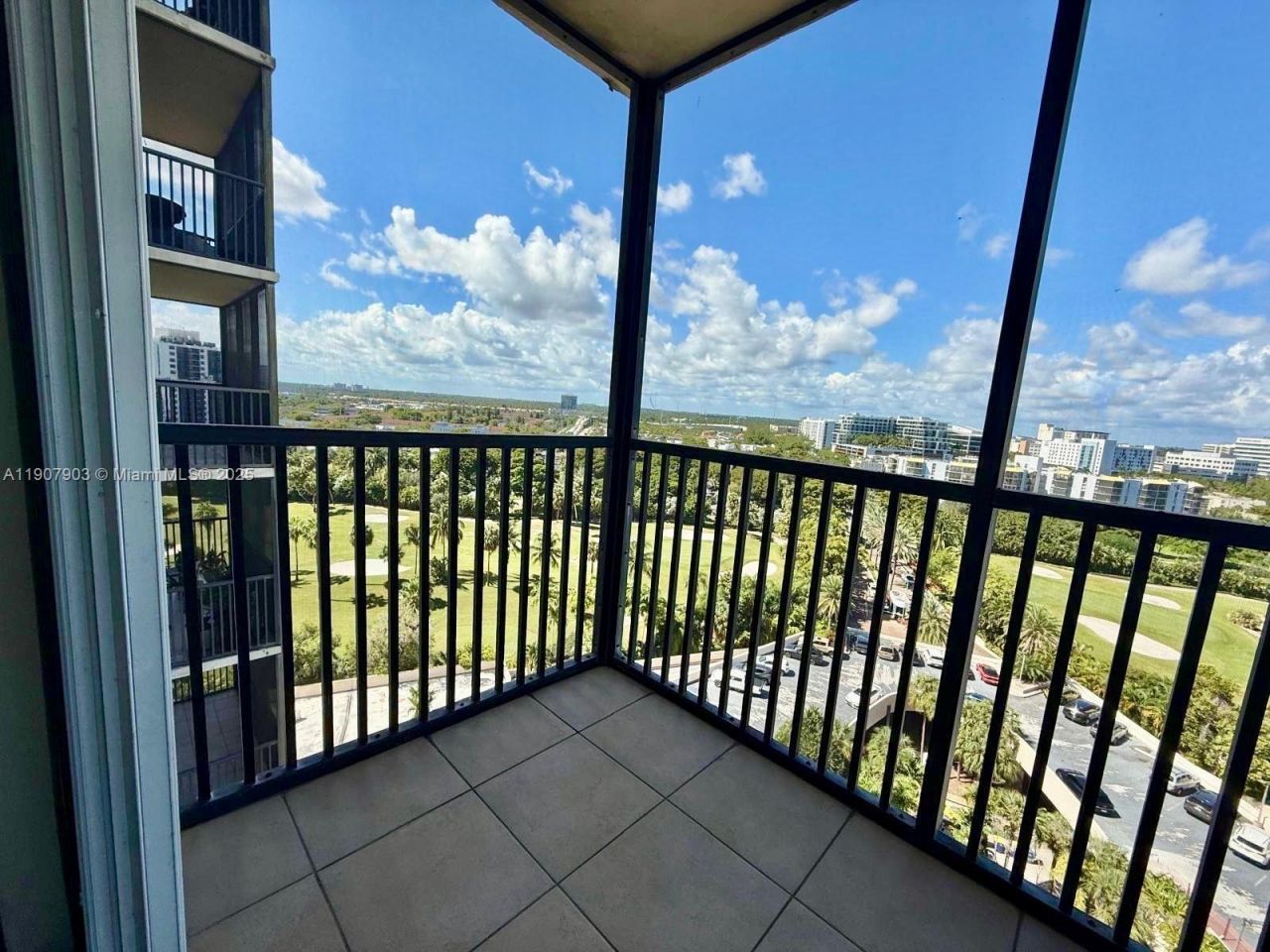 20301 W Country Club Dr, Unit 1421, Aventura, FL 33180 Photo