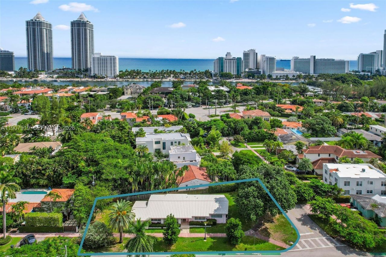 4601 Royal Palm Ave, Miami Beach, FL 33140 Photo