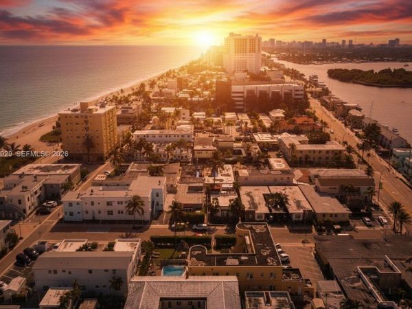 322 Oklahoma St, Hollywood, FL 33019