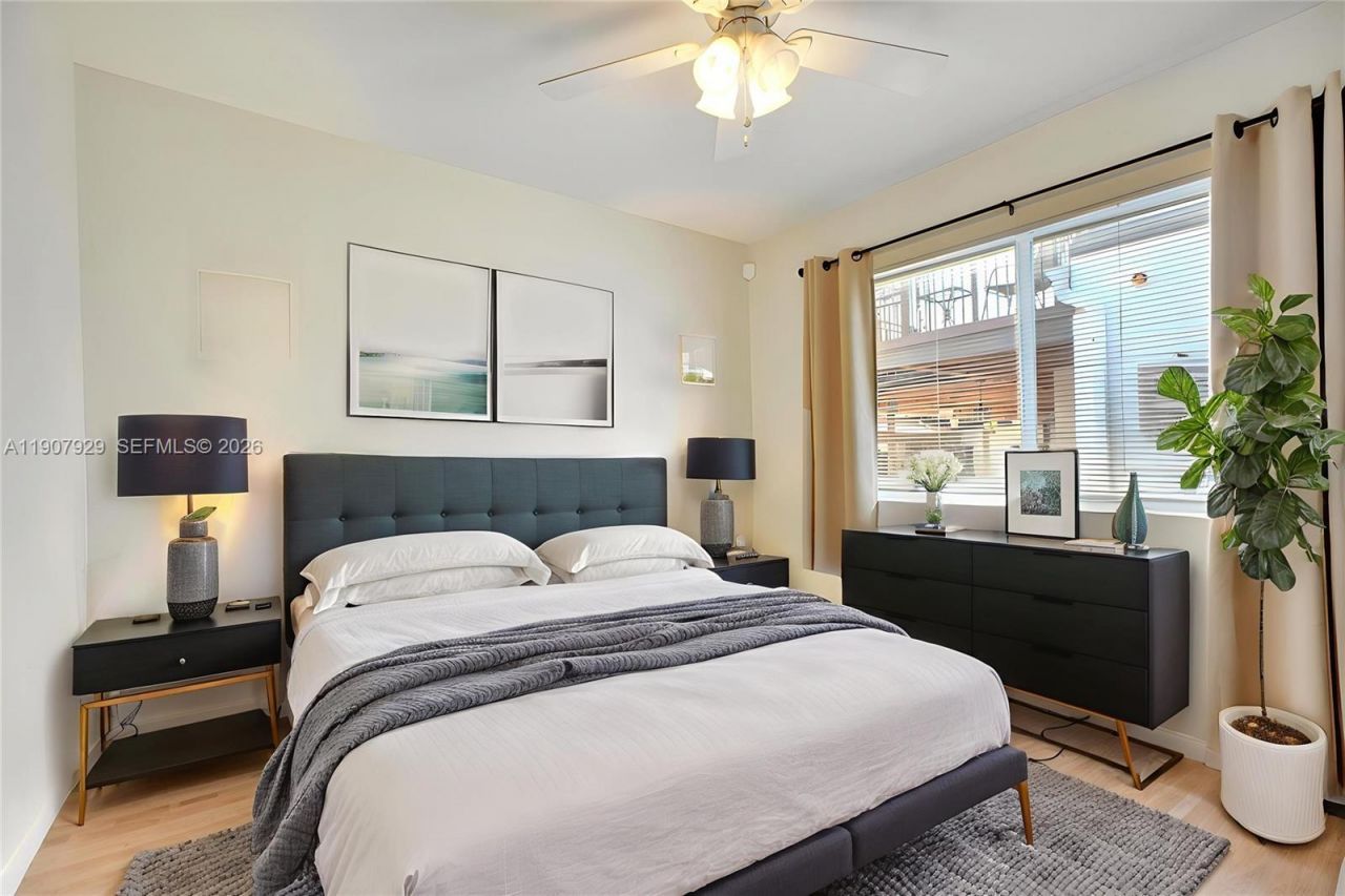 322 Oklahoma St, Hollywood, FL 33019 Photo