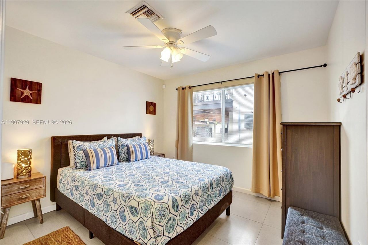 322 Oklahoma St, Hollywood, FL 33019 Photo