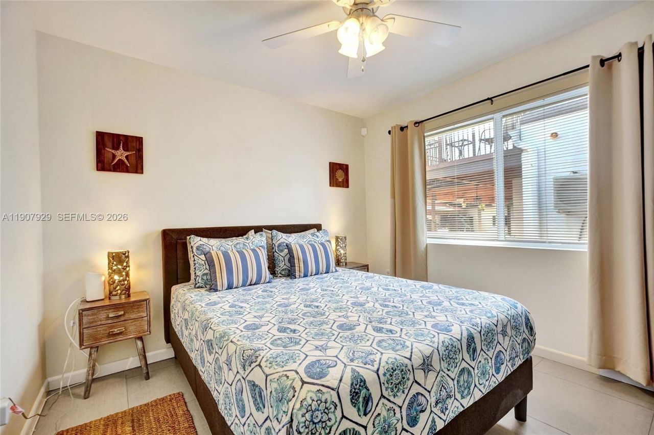 322 Oklahoma St, Hollywood, FL 33019 Photo