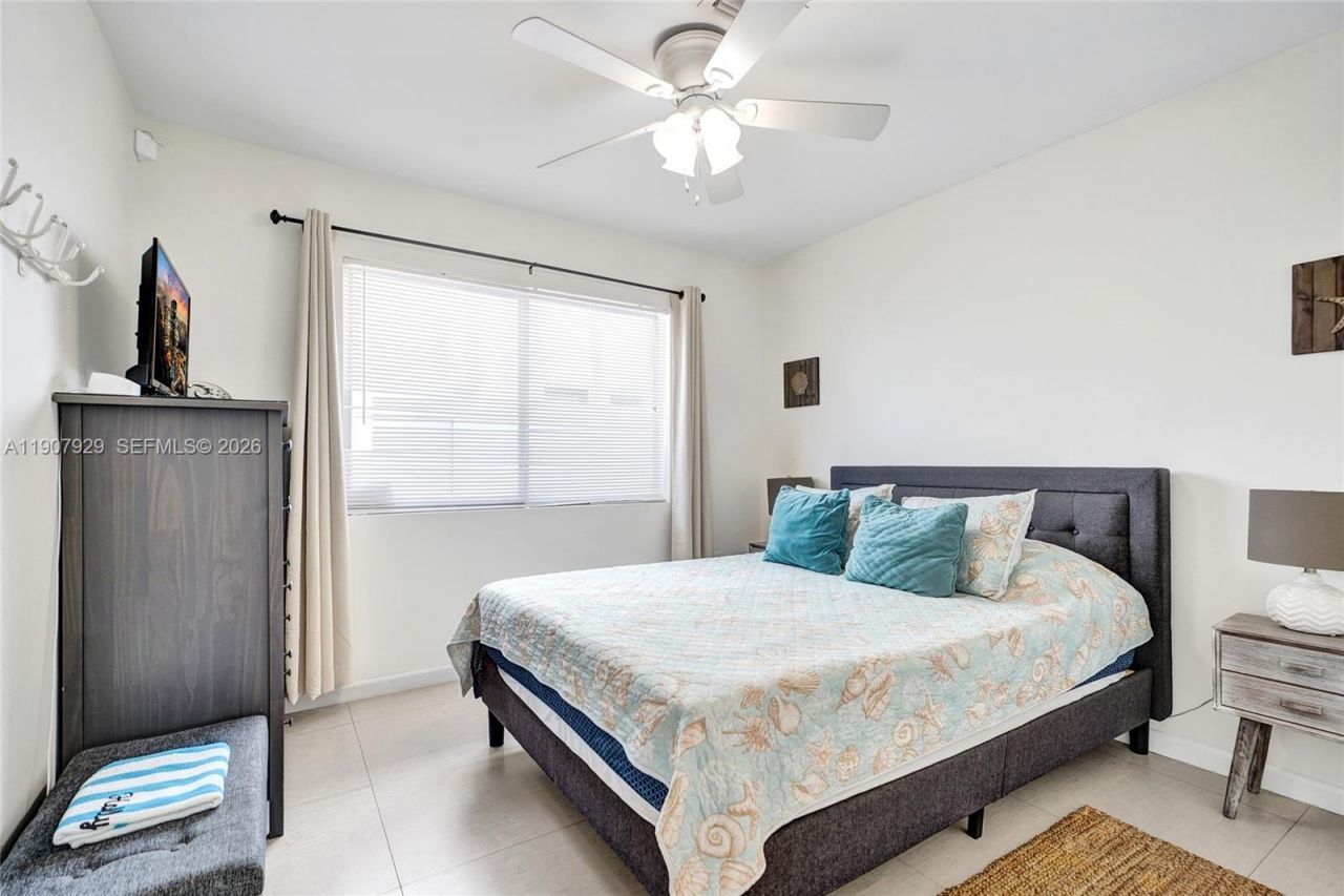 322 Oklahoma St, Hollywood, FL 33019 Photo