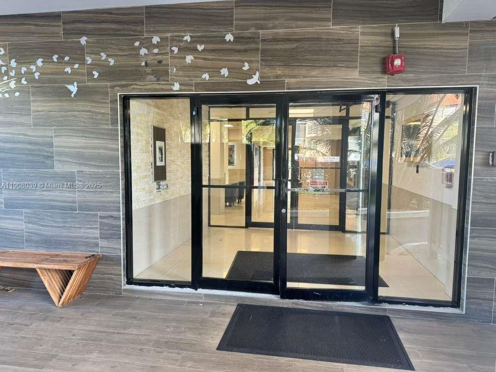 4164 Inverrary Dr, Unit 601, Lauderhill, FL 33319 Photo