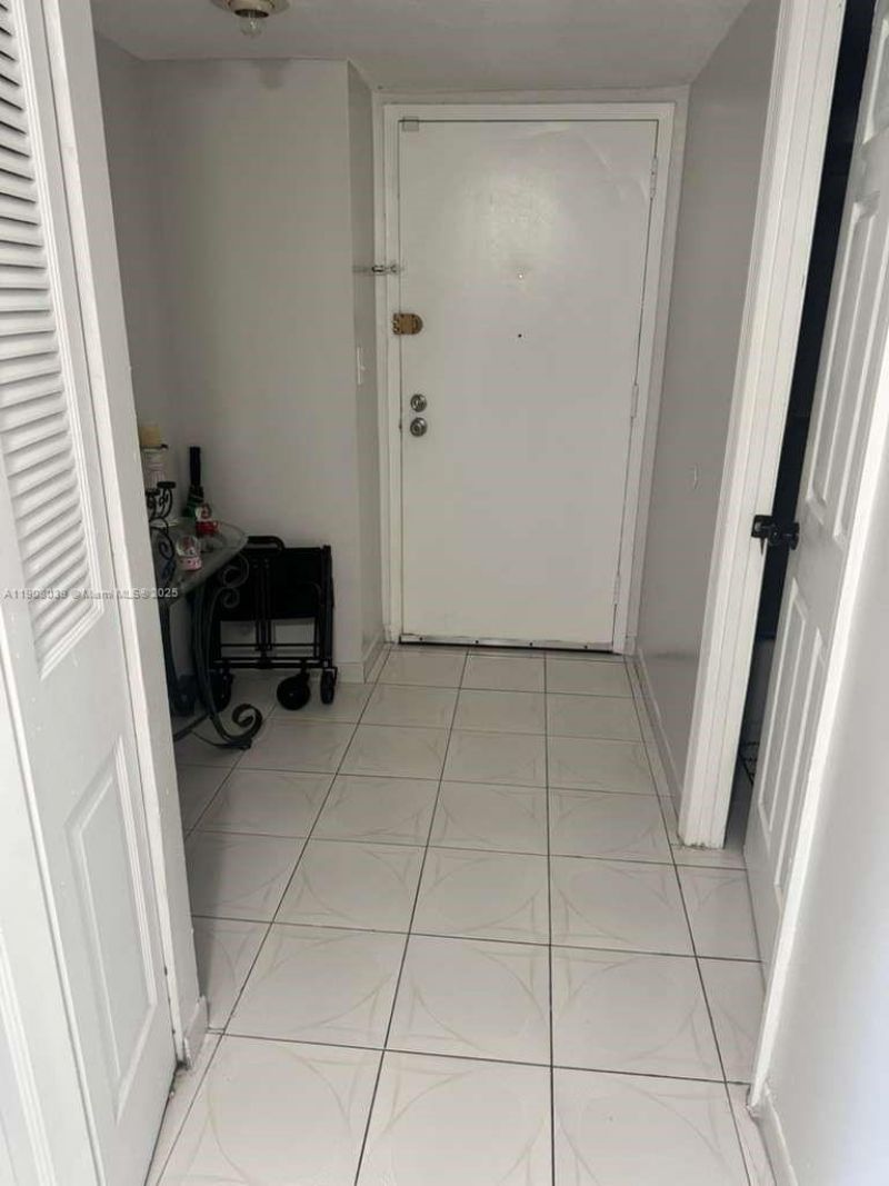 4164 Inverrary Dr, Unit 601, Lauderhill, FL 33319 Photo