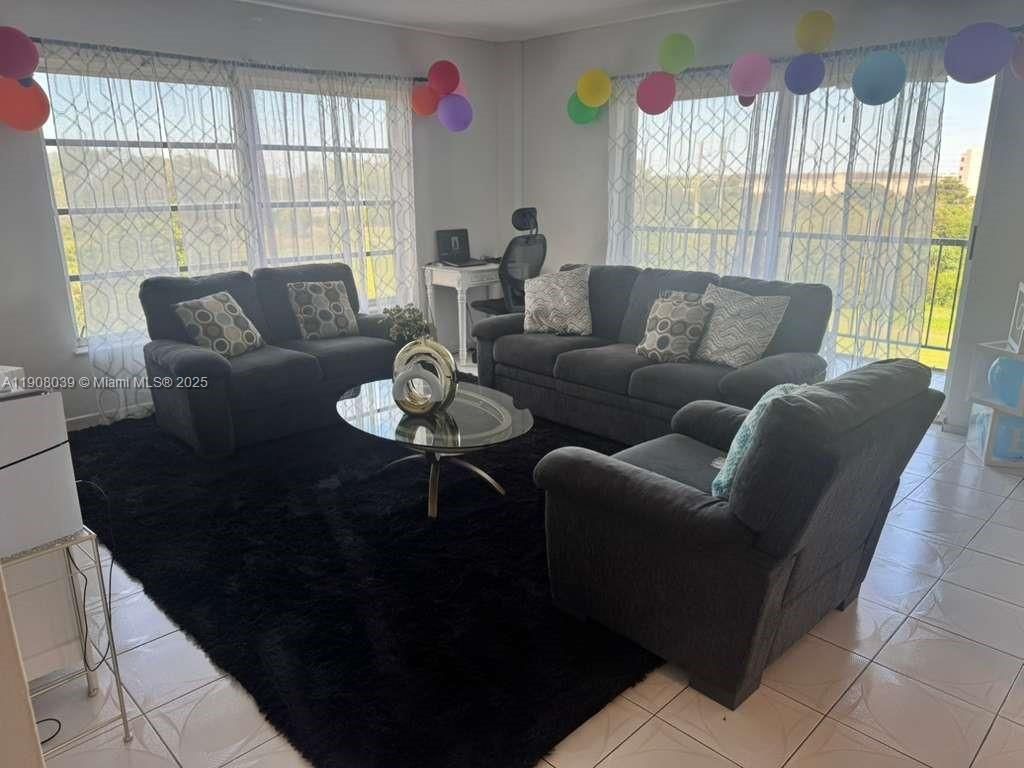 4164 Inverrary Dr, Unit 601, Lauderhill, FL 33319 Photo