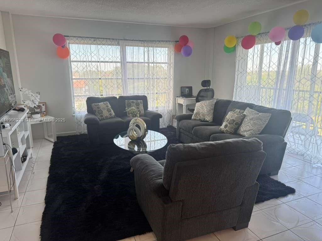 4164 Inverrary Dr, Unit 601, Lauderhill, FL 33319 Photo