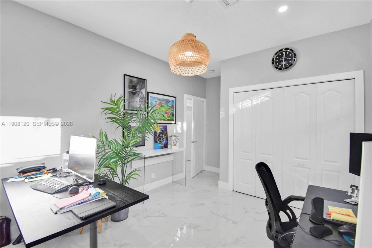 354 Mallard Rd, Weston, FL 33327 Photo