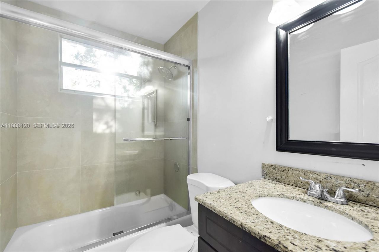 354 Mallard Rd, Weston, FL 33327 Photo