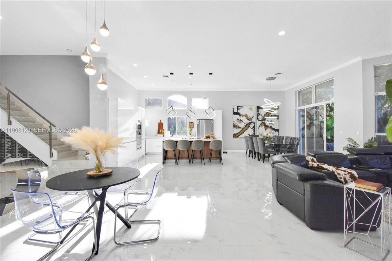 354 Mallard Rd, Weston, FL 33327 Photo