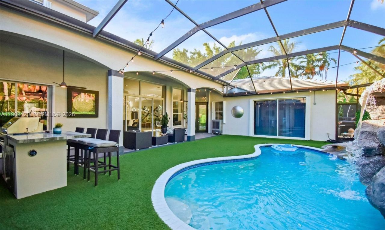 354 Mallard Rd, Weston, FL 33327 Photo