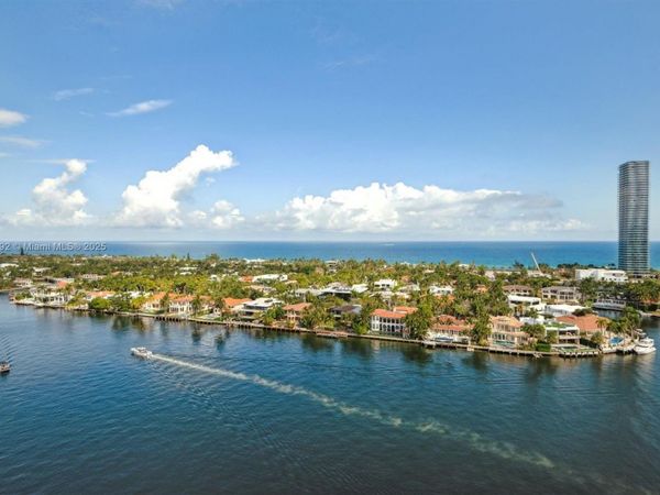 19707 Turnberry Way, Unit 20H, Aventura, FL 33180