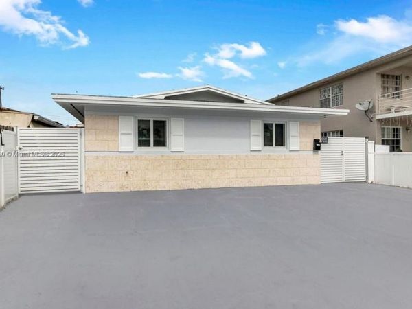 329 W 18th St, Hialeah, FL 33010