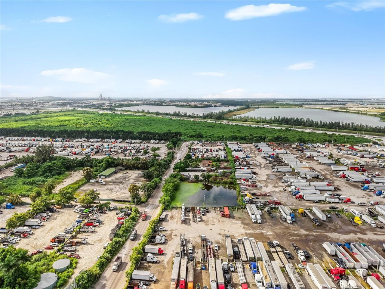 15550 NW 122nd Ave, Hialeah, FL 33018 Photo