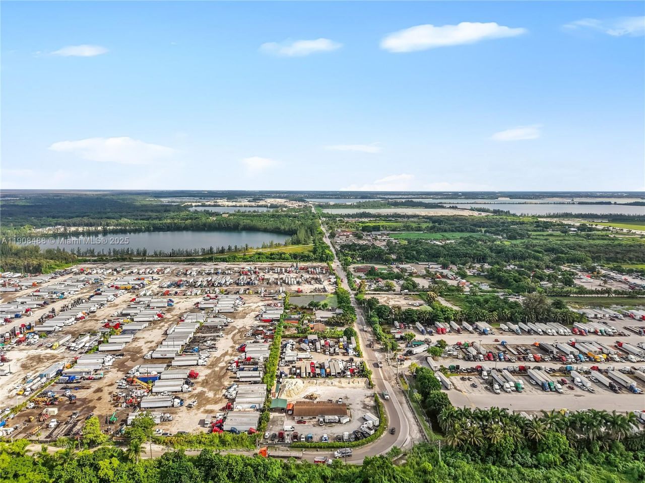 15550 NW 122nd Ave, Hialeah, FL 33018 Photo