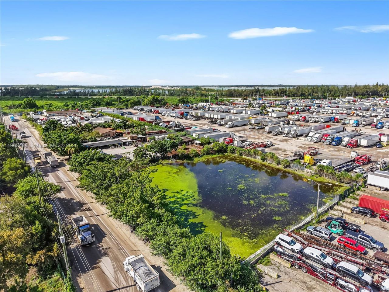 15550 NW 122nd Ave, Hialeah, FL 33018 Photo