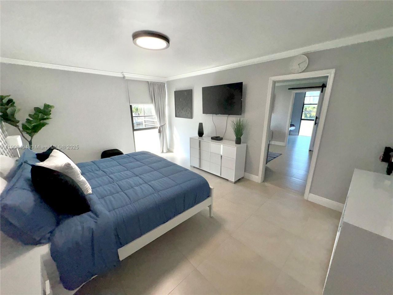 20500 W Country Club Dr, Unit 501, Aventura, FL 33180 Photo