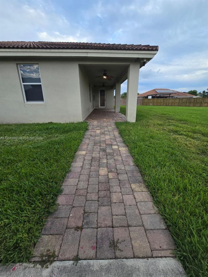 12944 SW 222nd St, Miami, FL 33170 Photo