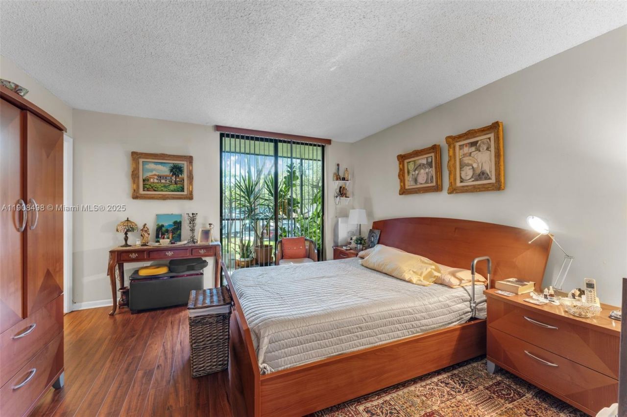 8650 SW 133rd Ave Rd, Unit 216, Miami, FL 33183 Photo