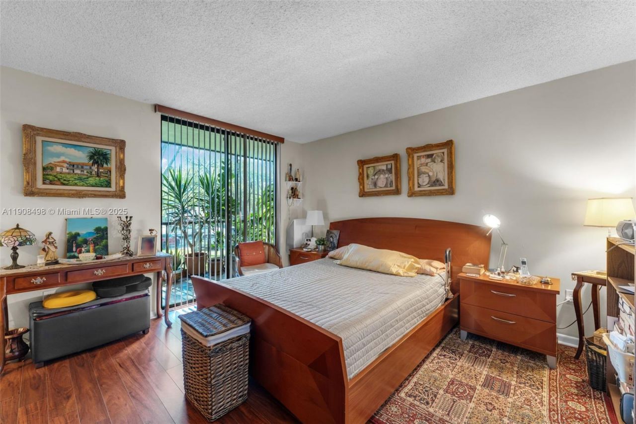 8650 SW 133rd Ave Rd, Unit 216, Miami, FL 33183 Photo