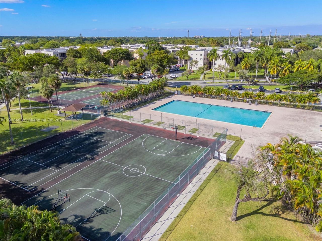 8650 SW 133rd Ave Rd, Unit 216, Miami, FL 33183 Photo