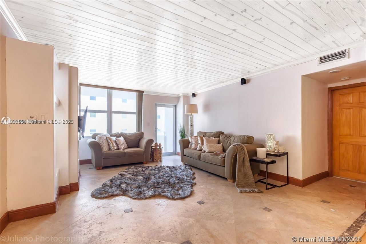 9225 Collins Ave, Unit 1006, Surfside, FL 33154 Photo