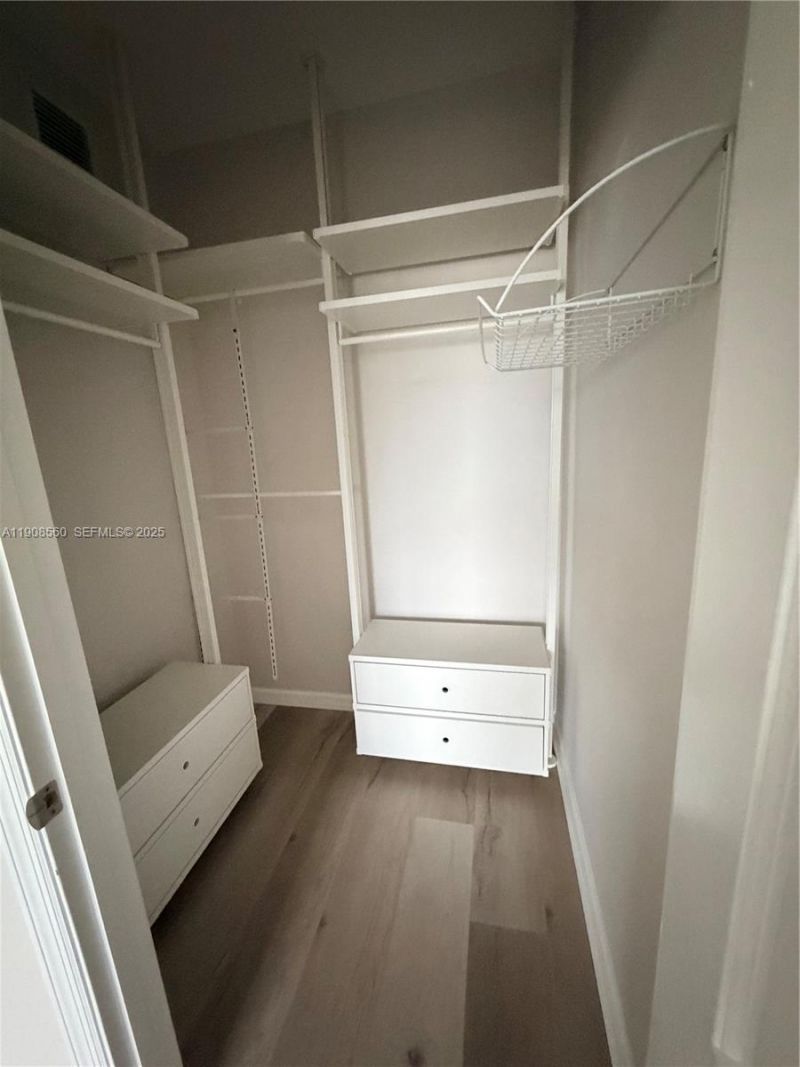 511 SE 5th Ave, Unit 806, Fort Lauderdale, FL 33301 Photo