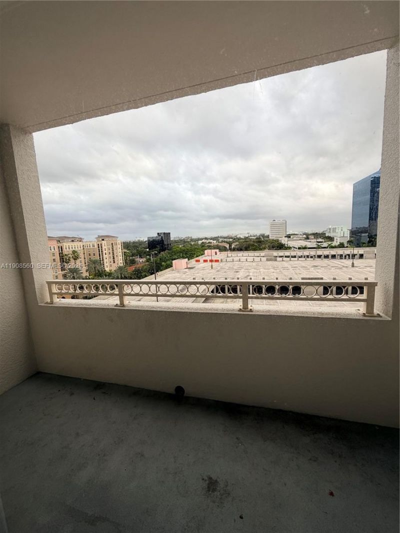 511 SE 5th Ave, Unit 806, Fort Lauderdale, FL 33301 Photo