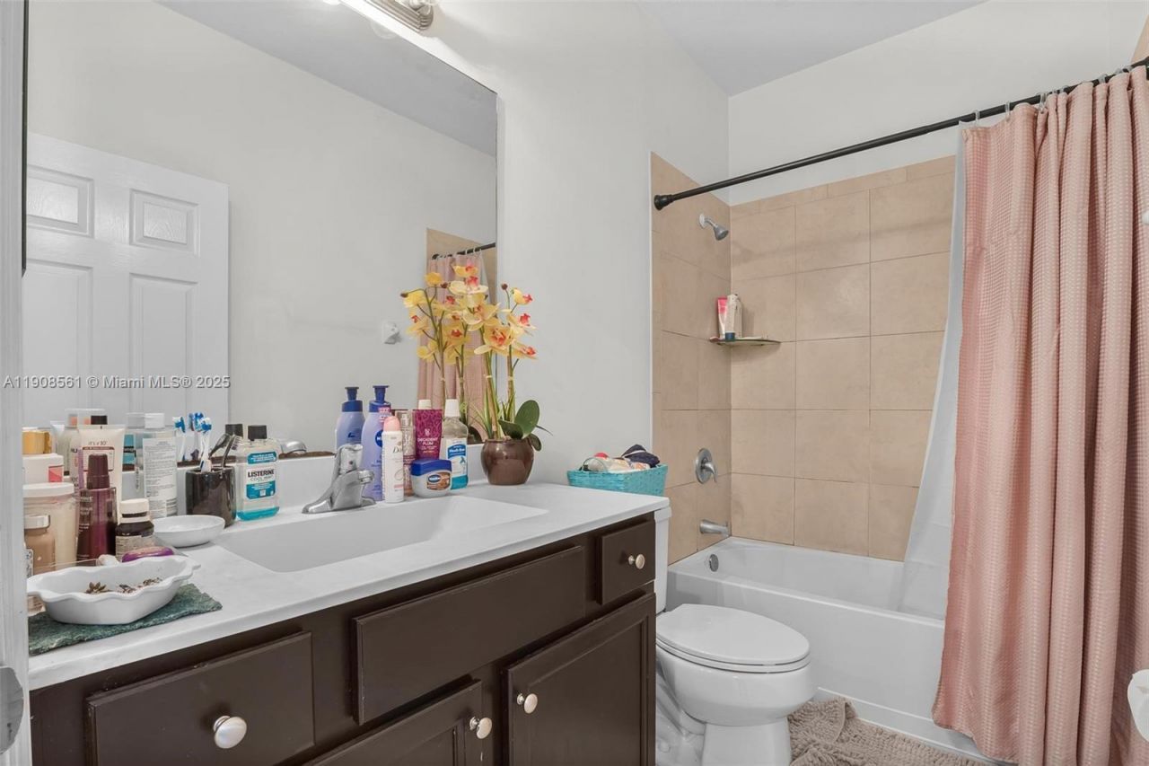 161 SE 34th Ter, Homestead, FL 33033 Photo