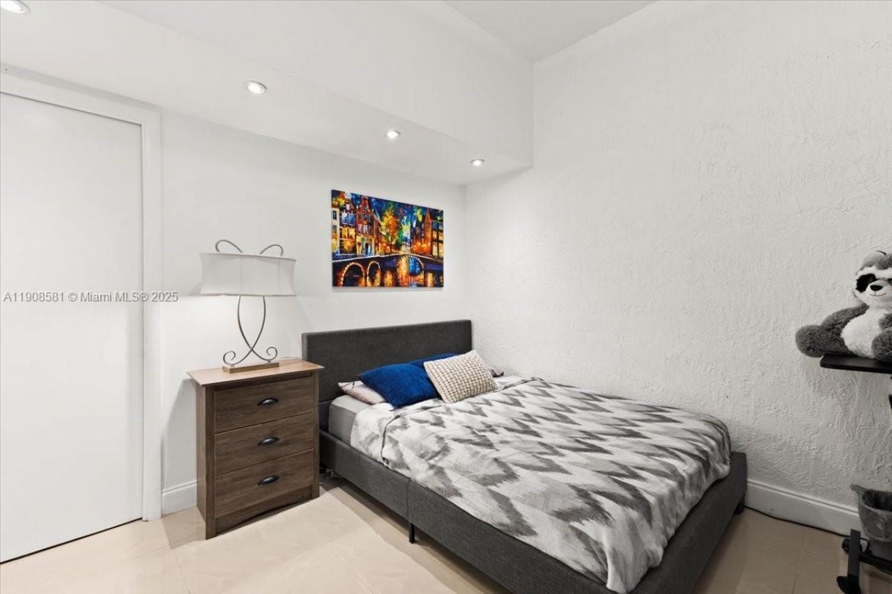 4086 NW 92nd Ave, Sunrise, FL 33351 Photo