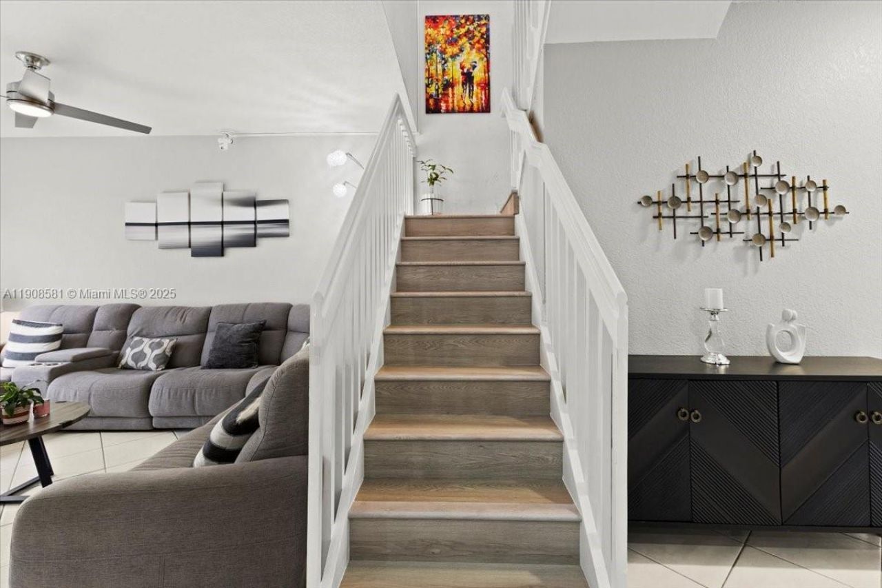 4086 NW 92nd Ave, Sunrise, FL 33351 Photo