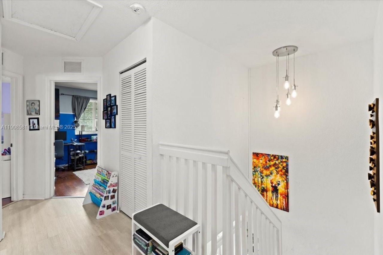 4086 NW 92nd Ave, Sunrise, FL 33351 Photo