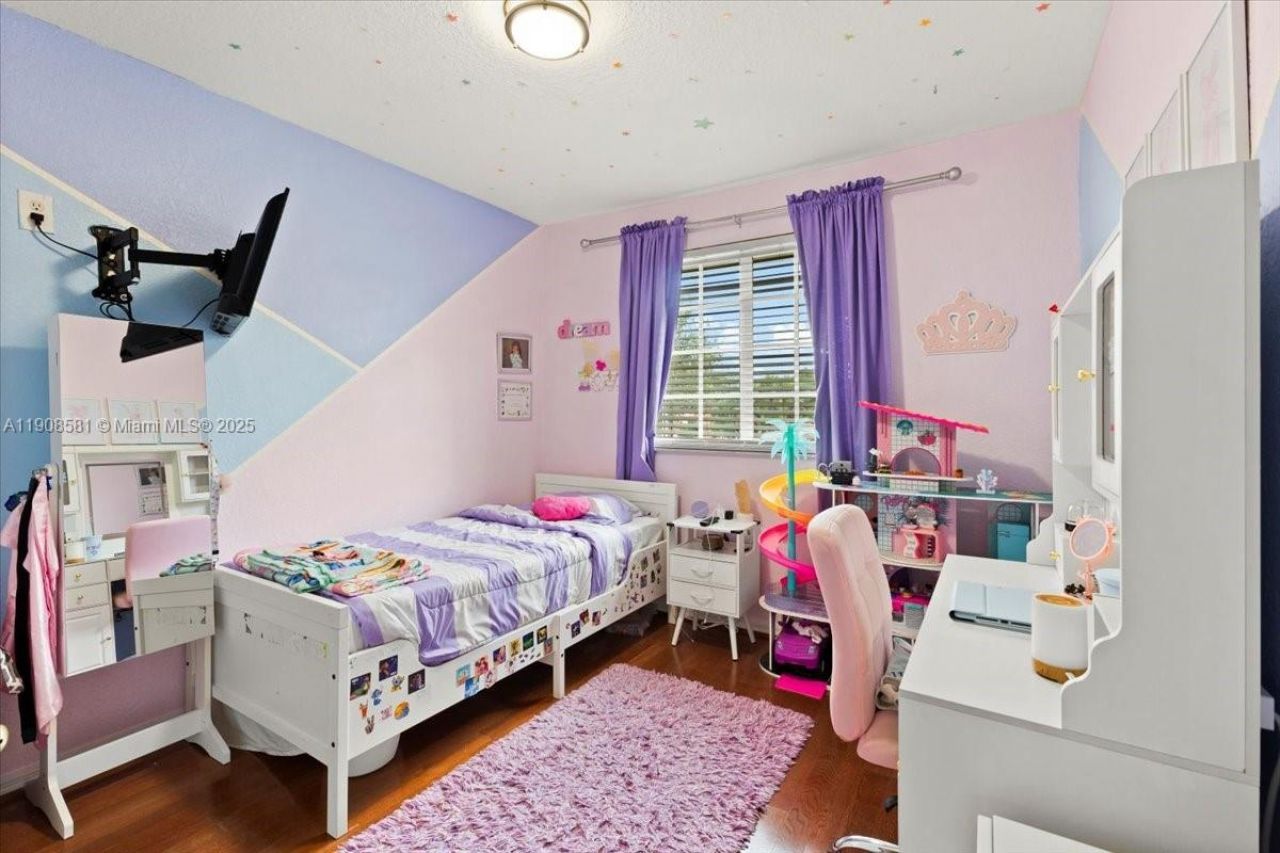 4086 NW 92nd Ave, Sunrise, FL 33351 Photo