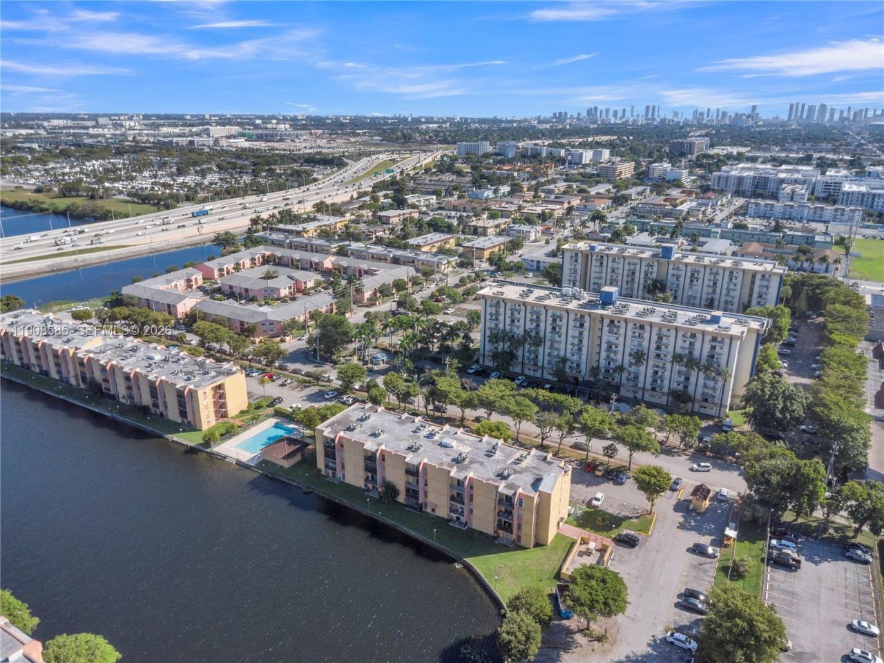 4709 NW 7th St, Unit 204-9, Miami, FL 33126 Photo