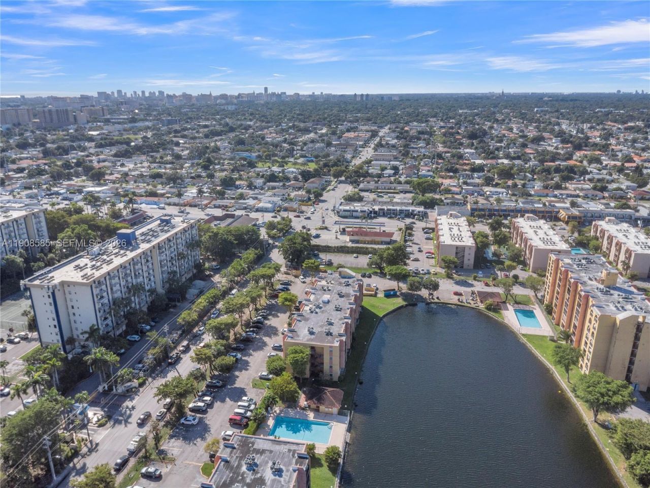 4709 NW 7th St, Unit 204-9, Miami, FL 33126 Photo