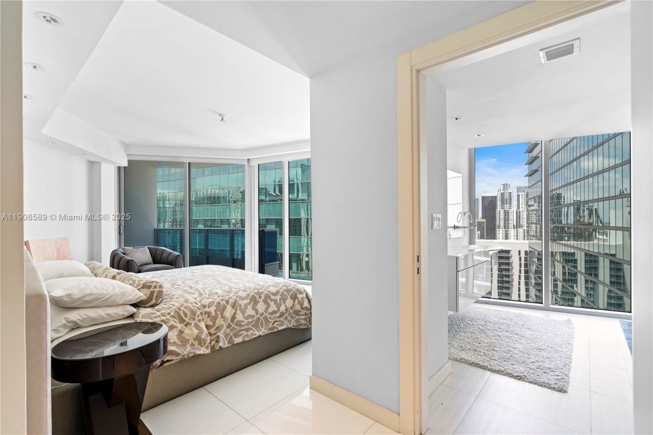 Please Call For Address, Unit 3501, Miami, FL 33131 Photo