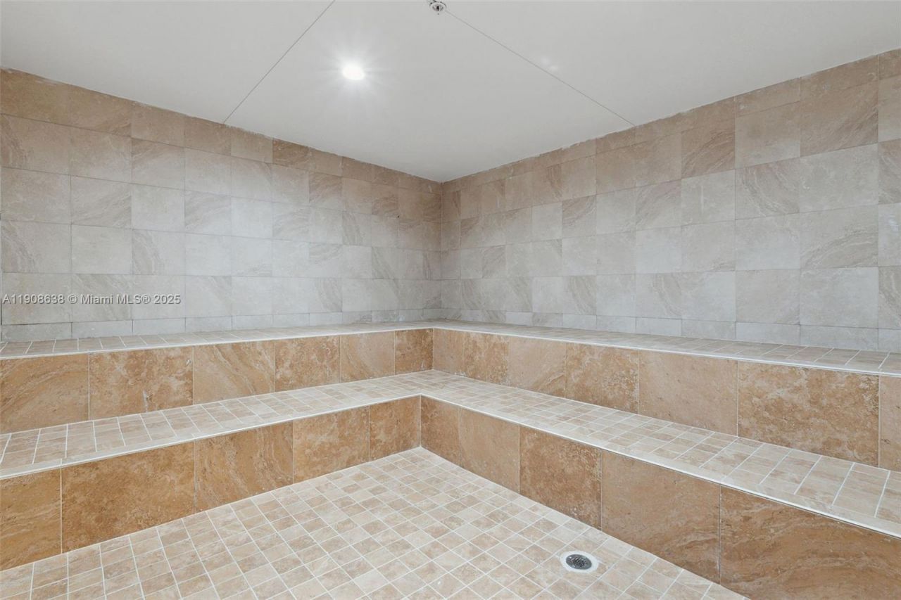 1901 Brickell Ave, Unit B1408, Miami, FL 33129 Photo