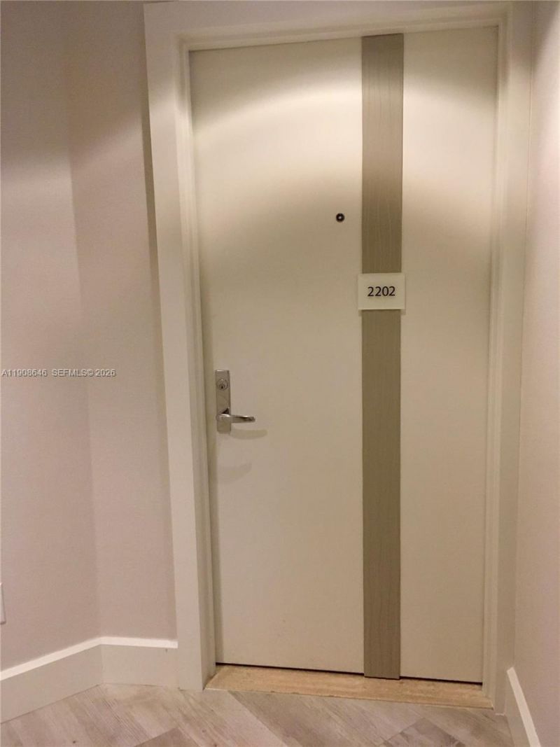 21055 Yacht Club Dr, Unit 2202, Aventura, FL 33180 Photo