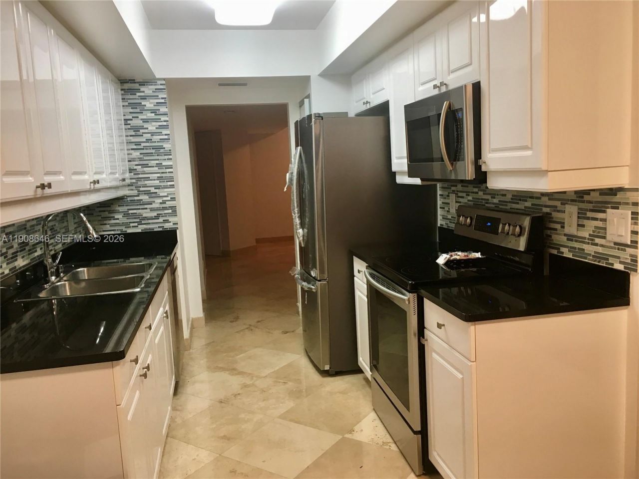 21055 Yacht Club Dr, Unit 2202, Aventura, FL 33180 Photo