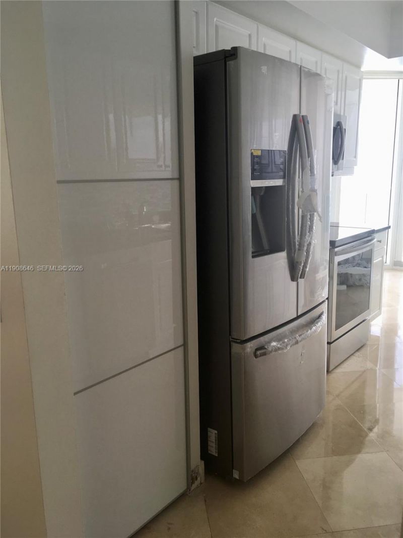 21055 Yacht Club Dr, Unit 2202, Aventura, FL 33180 Photo