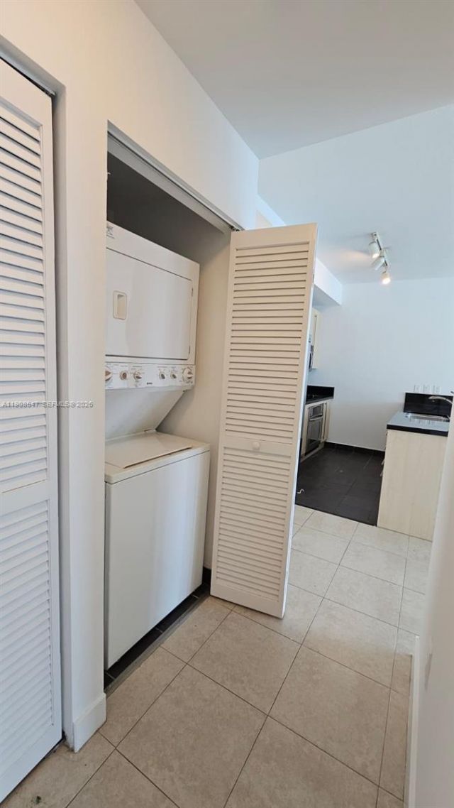 1111 SW 1st Ave, Unit 2124-N, Miami, FL 33130 Photo