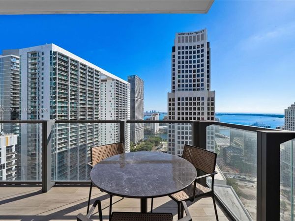 68 SE 6th St, Unit 2505, Miami, FL 33131