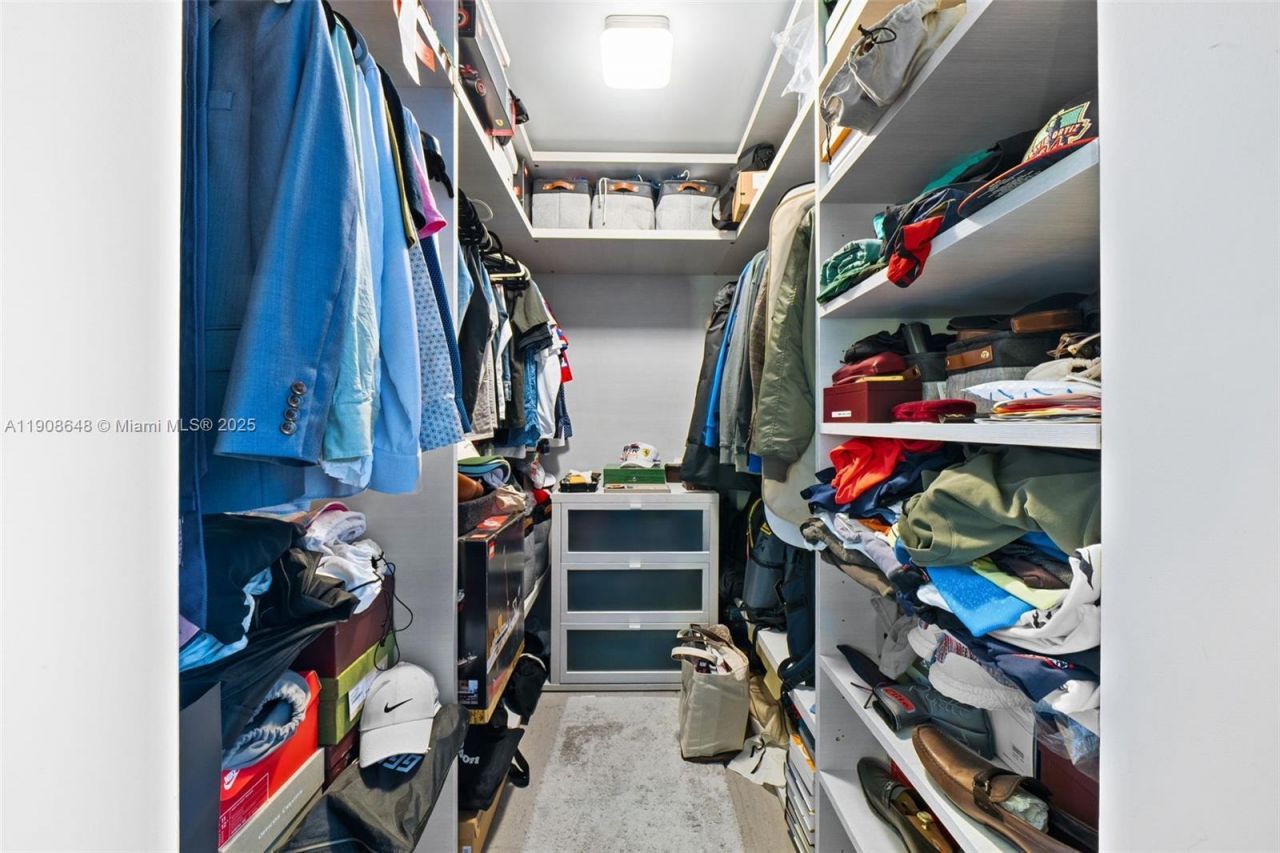 68 SE 6th St, Unit 2505, Miami, FL 33131 Photo