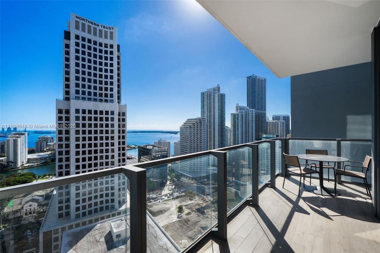 68 SE 6th St, Unit 2505, Miami, FL 33131 Photo