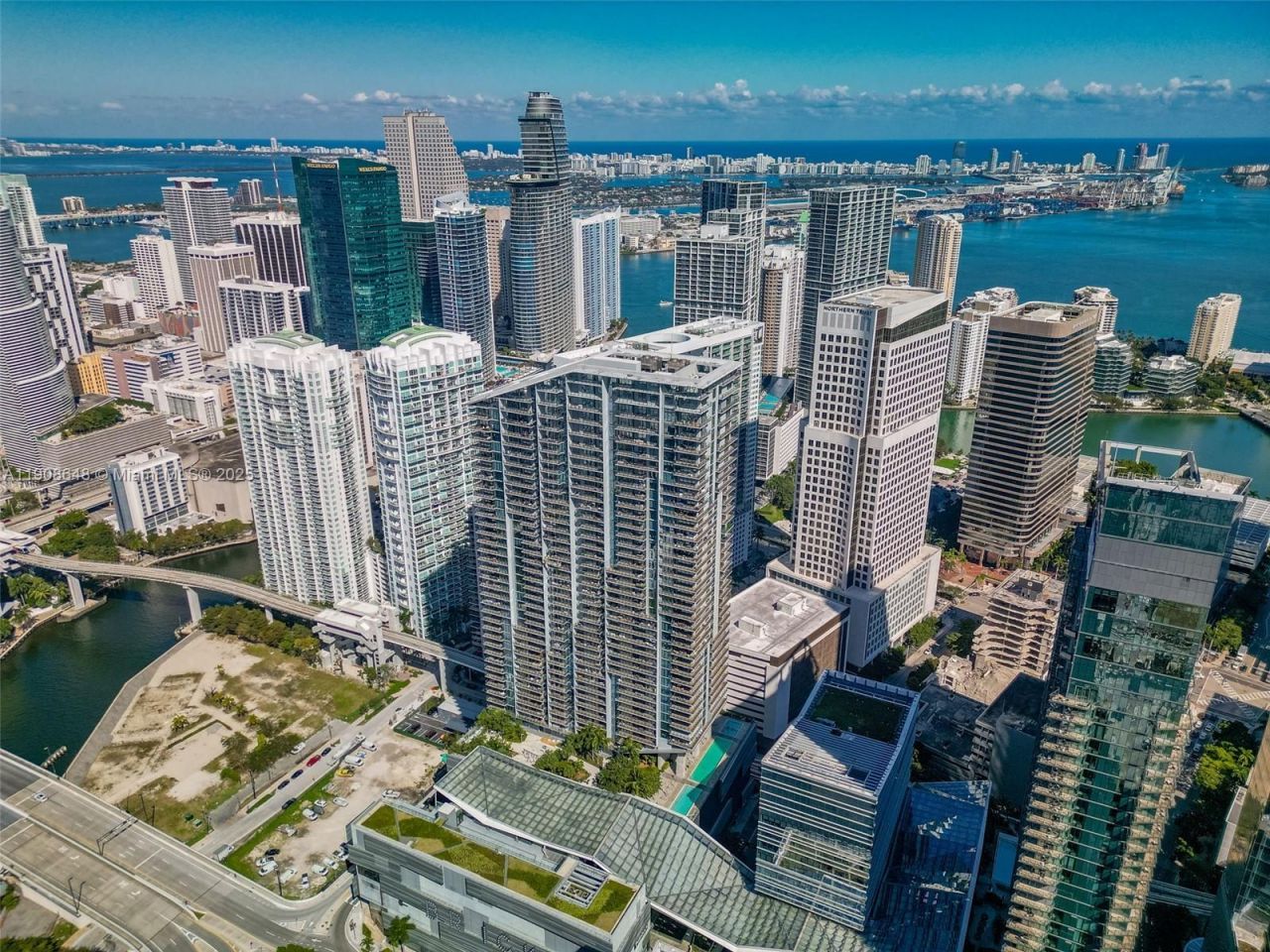 68 SE 6th St, Unit 2505, Miami, FL 33131 Photo