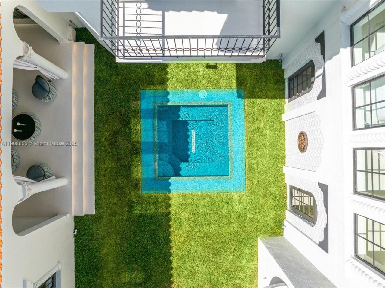 601 NE 56th St, Miami, FL 33137 Photo